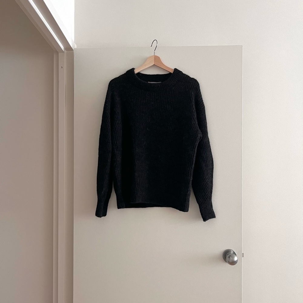 Everlane oversized alpaca crew sweater